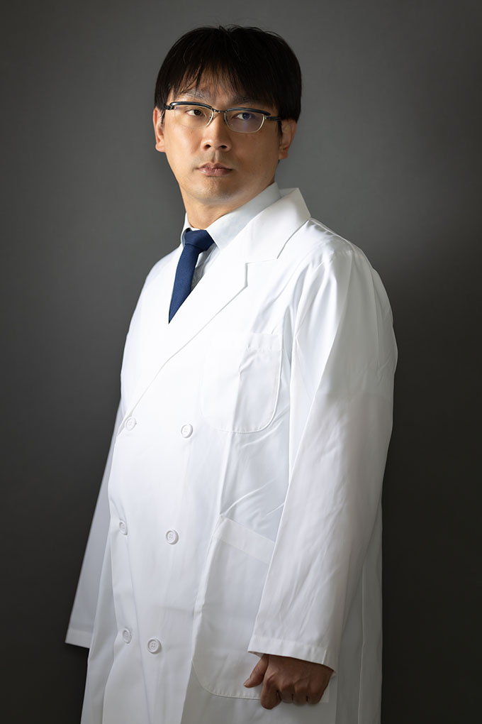 一万田　充洋